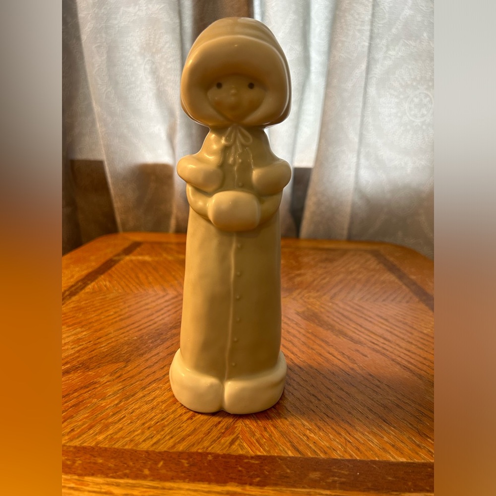Vintage 1988 Raecath Enesco Kinka Winter Caroler